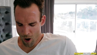 Victoria Cakes gives blow and tit jobs to Alex Legend