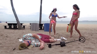 Shae Summers and her friend chilling down at the beach