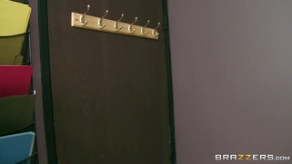 Jasmine Caro seducing her boss by showing him her juggs