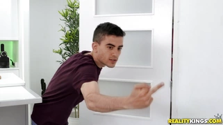 Natty Mellow plays with her pussy and Jordi spies on her