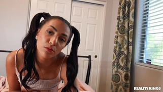 Hime Marie shows off her blowjob skills in POV