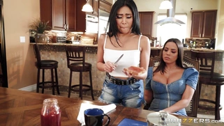 Ember Snow and Luna Star are playing lesbo games