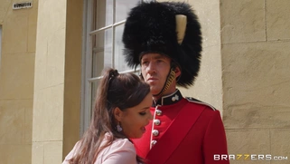 Tourist Sofia Lee is sucking the royal guard's big cock
