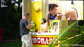 Kristina Rose gets ass fingered while serving customers some lemonade