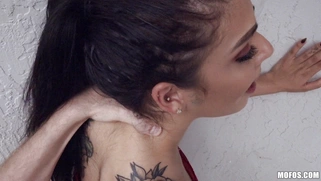 Latina Gina Valentina gets fucked from behind