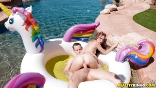 Riley Reid loves riding the stiff dick outdoors