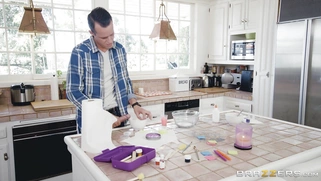 Daisy Stone gives nice handjob to her stepbro in the kitchen