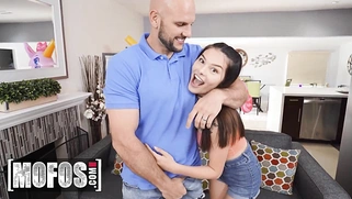 Petite Cock-Hungry Reyna de la Cruz Has No Shyness About Devouring JMac's Monster Cock