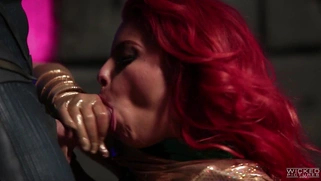 MILF Britney Amber gives masterful blowjob