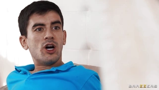 Nadja Rey gives blowjob to Jordi