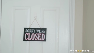 Inked blonde Bonnie Rotten seducing Johnny Sins