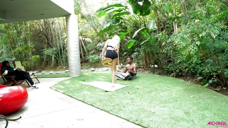 Nina Elle gives blow and tit jobs to Isiah Maxwell