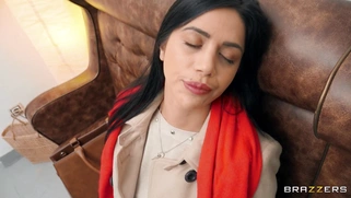 Sofia Lee in glasses is sucking Jordi's cock