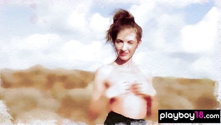 Sexy muse reveals her tits in the desert