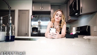 Anna Claire Clouds Gets a Surprise from Sugar Daddy