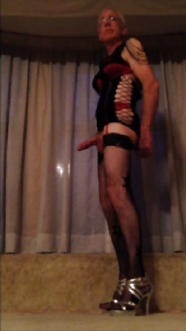 Sissyboy Cums Out