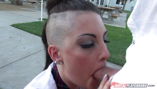 Emo [censored] Rachael Madori gives great head in public