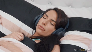 Jesse Pony is fucking black monster cock with her ass