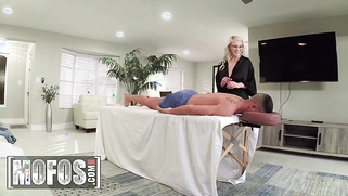 Blonde Masseuse With Big Tits Sunny Hart Agrees To Fuck To Keep Her Business A Secret