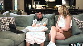 MILF Rachael cant resist stepsons dick
