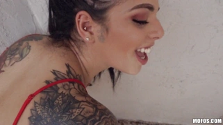 Latina Gina Valentina gets fucked from behind