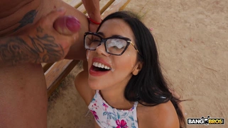 Julia De Lucia gets sperm load on her glasses