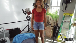 Cute French babe Milu Blaze
