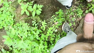Girlfriend gets a facial in the woods