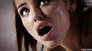 Adriana Chechik gets her ass fisted
