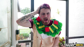 Serena Santos in Halloween costume met Logan Xander