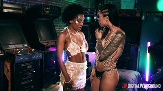 Karma Rx and Demi Sutra are kissing