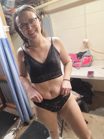 Hot Ass Brunette Milf Wife poses sexy as fuck
