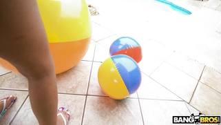 Alina Belle shows off her amazing ass by the pool