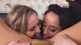 Lesbian Roommates Isabella Nice, Scarlett Sage and Giselle Blanco Sensual Threesome Sex
