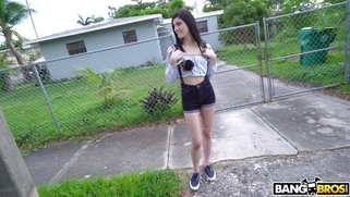 Sadie Blake flashes her tits for money on the street