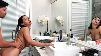 Big Natural Tits Stepsister Fucked While Doing Her Makeup