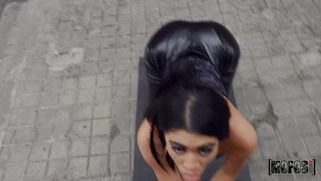 Latina Giselle Montes is sucking cock in POV
